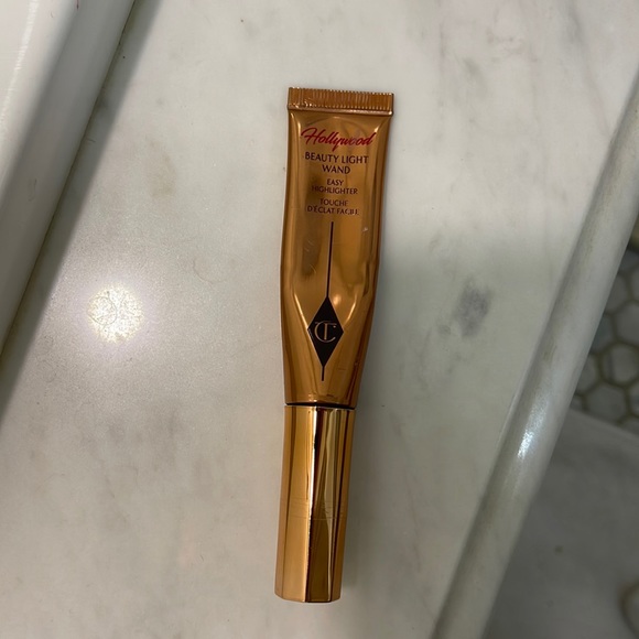 Charlotte tilbury highlight wand - Picture 4 of 7